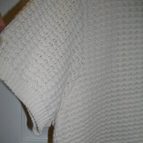 Women's Jones & Co. cotton ivory short sleeved sweater, Medium - Picture 3 of 3